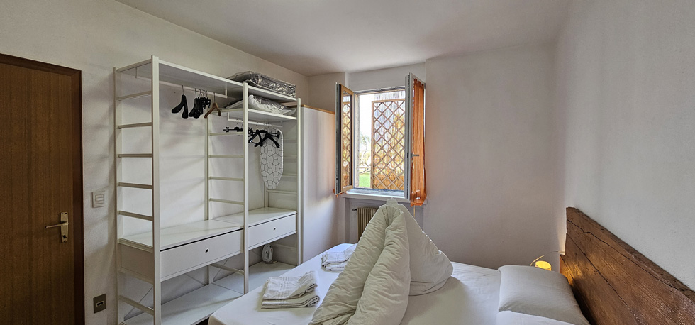 ferienwohnung-malcesine-gardasee-mit-pool-2024-app1-