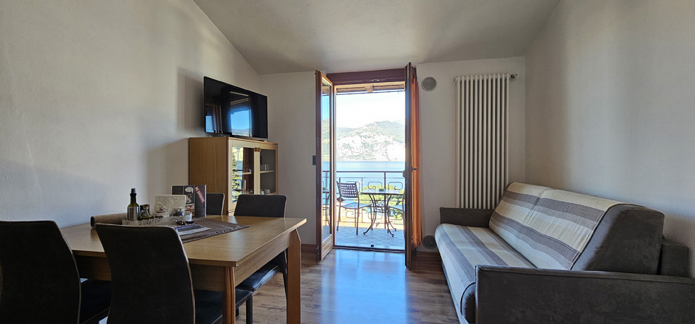 holiday-accommodation-lake-garda-app04-2024-