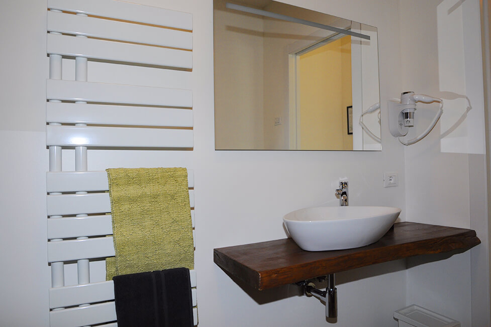 ferienwohnung-malcesine-gardasee-mit-pool-app12-