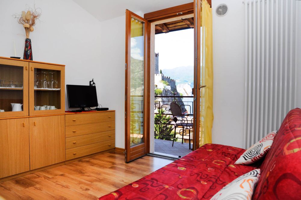 ferienwohnungen-malcesine-gardasee-casa-guarnati